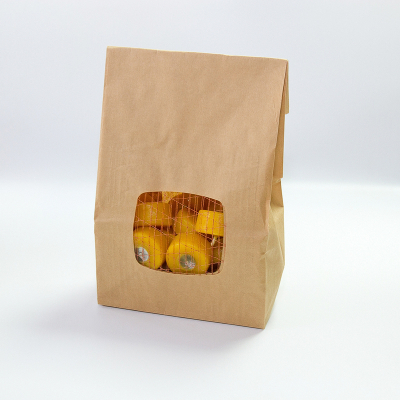 Kartonsack mit Teelichtern